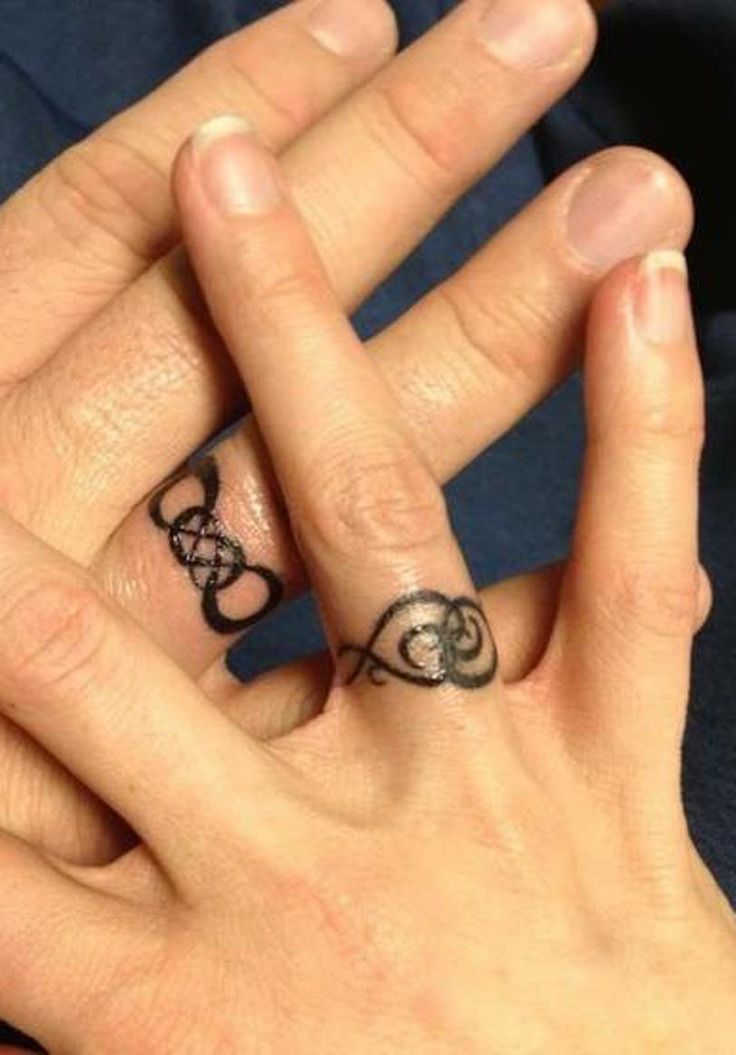 Anillos de tatuajes online para mujeres