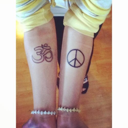 Paz Amor Fe #tatt #peace #love #faith #small #tattoo #quote | Tattoos,  Tattoo quotes, Tatt