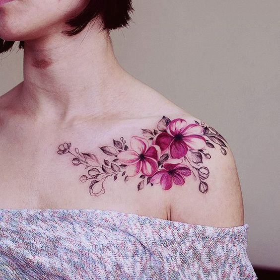 Tatuajes De Flores En El Pecho Gastatuajes