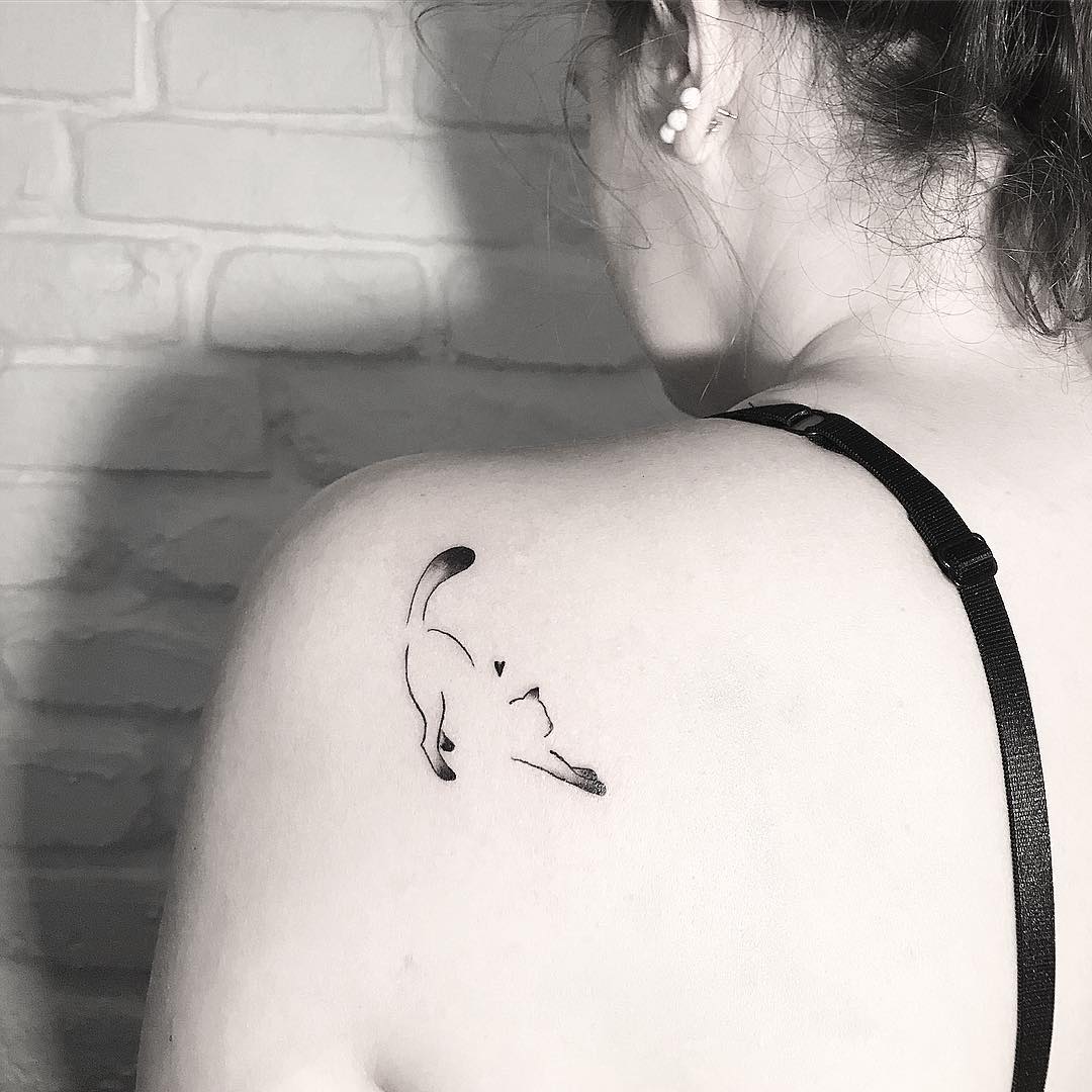 tatuajes simples de contorno de animales